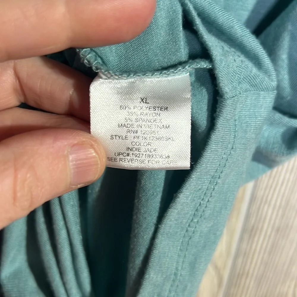 Pink Republic Tee Size XL - Picture 3 of 4